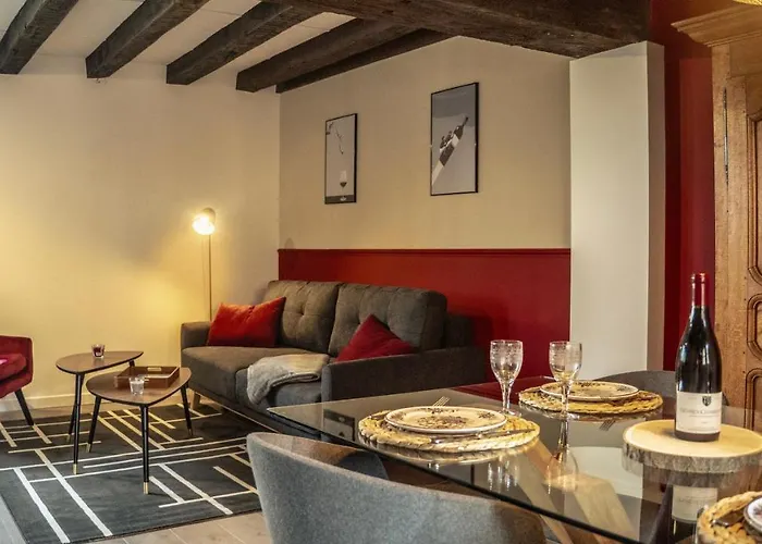 Le Sommelier Chalon - Meuble De Tourisme 2 Etoiles